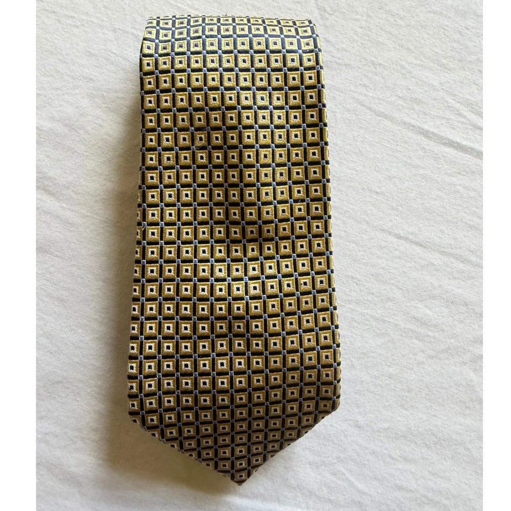 Chaps by Ralph Lauren Mens Silk Necktie Gold Geometric Square Pattern Handmade